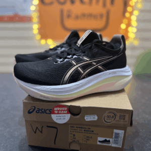 Asics Nimbus 26 - Women's Size 7 - SALE!